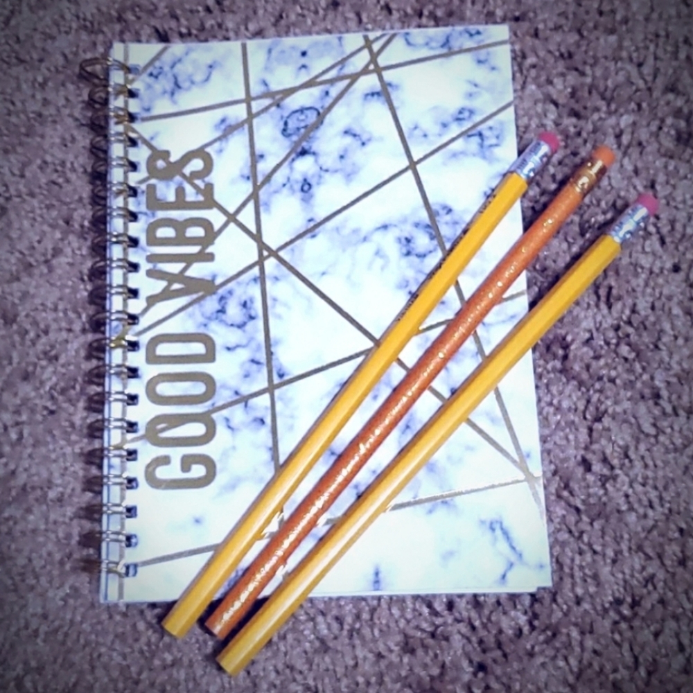 Notebook🎁💝🏷